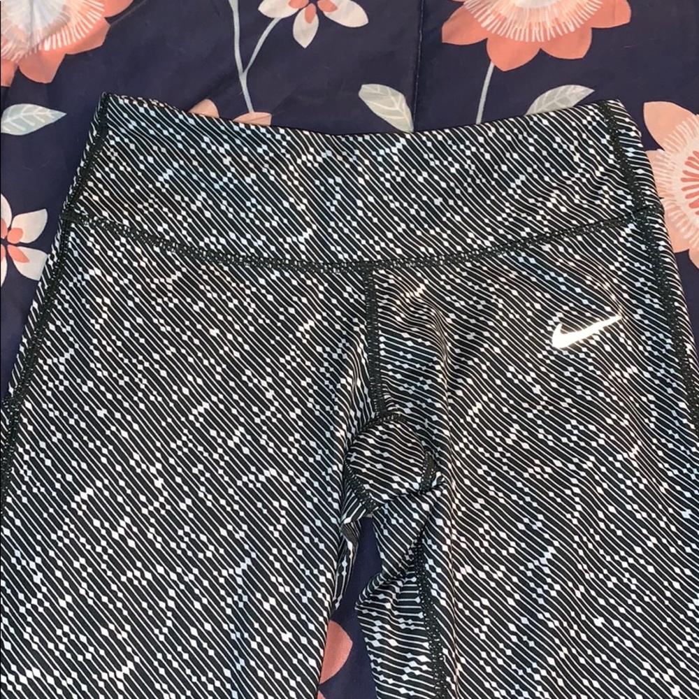 Nike Capri Leggings